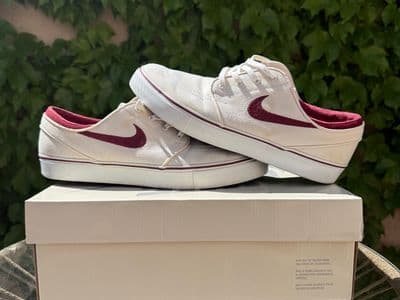 Nike Janoski
