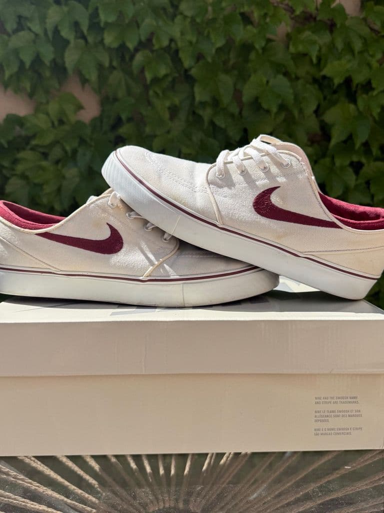 Nike Janoski