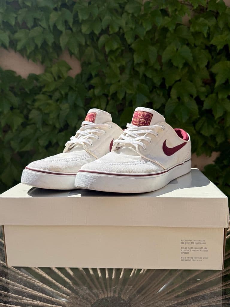 Nike Janoski
