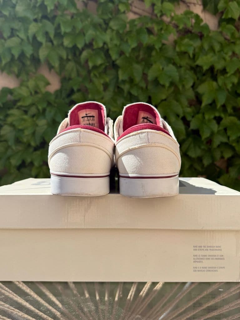 Nike Janoski
