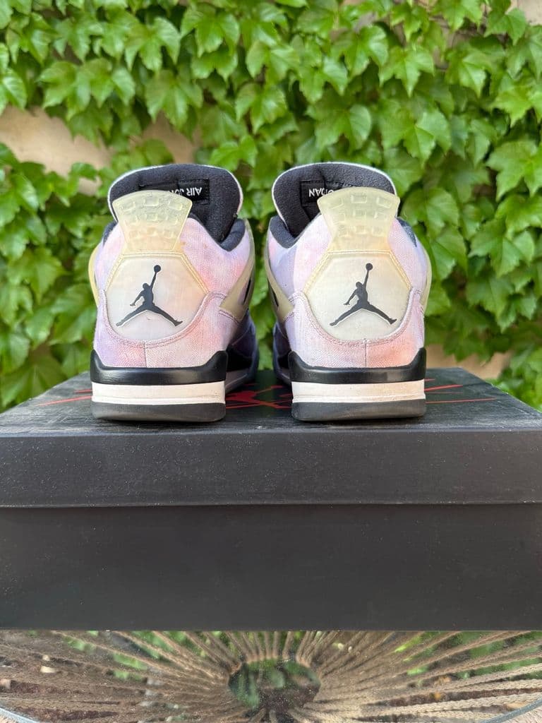 Air Jordan 4